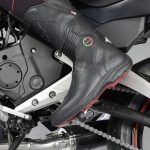 Pourquoi votre passage de vitesse à moto n’est pas fluide ? 5 erreurs fréquentes et leurs solutions