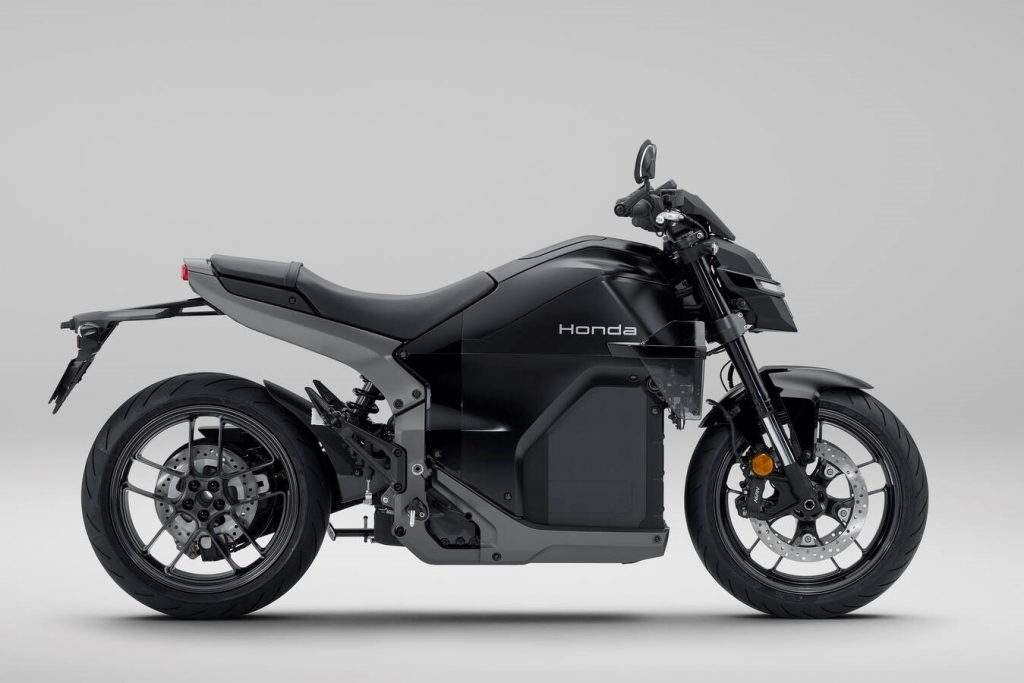 Honda WN7 - Le nouveau (et premier) roadster électrique de chez Honda - full black