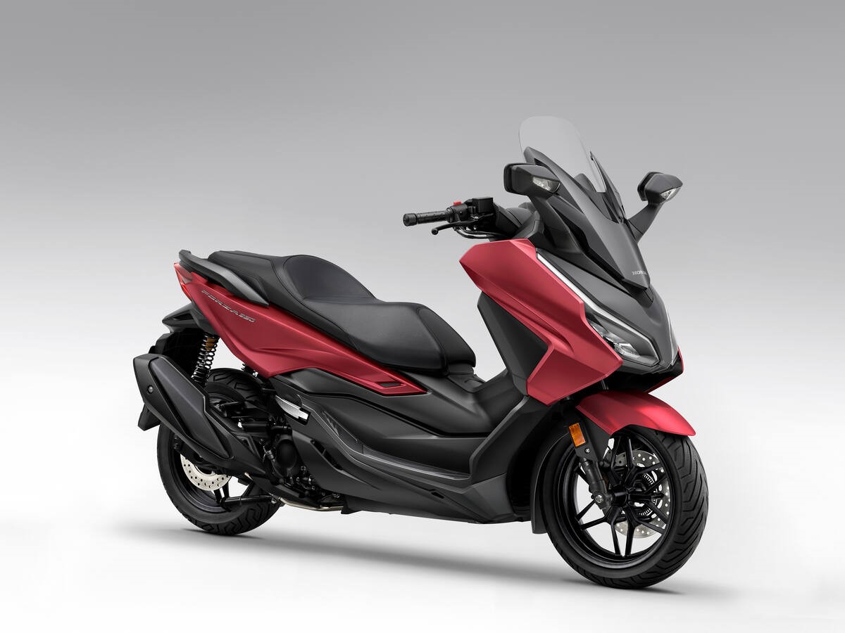 Honda Forza 125 & Forza 350 2026 : continuité premium pour les GT urbains