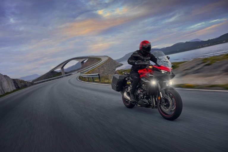 La CB1000GT de Honda se dévoile à l'EICMA